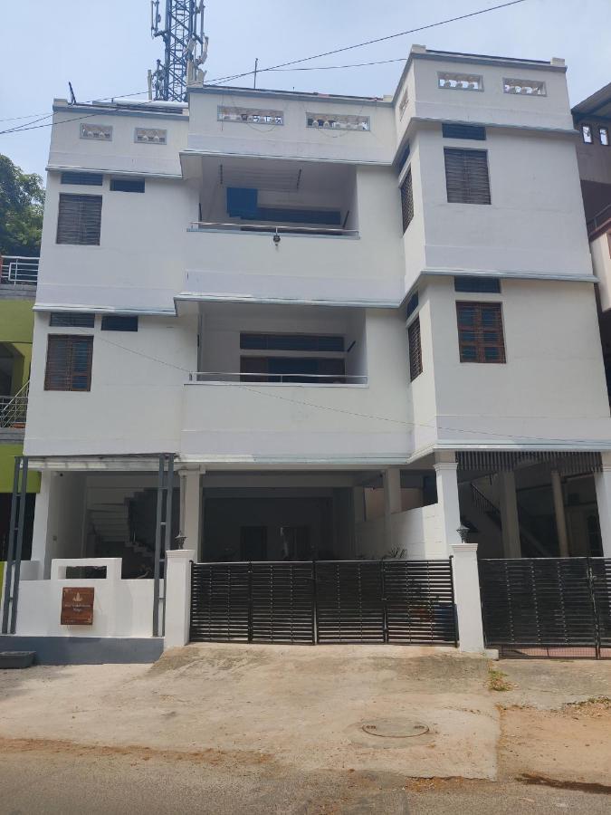 شقة Yoga House Vanivilasa Puram المظهر الخارجي الصورة