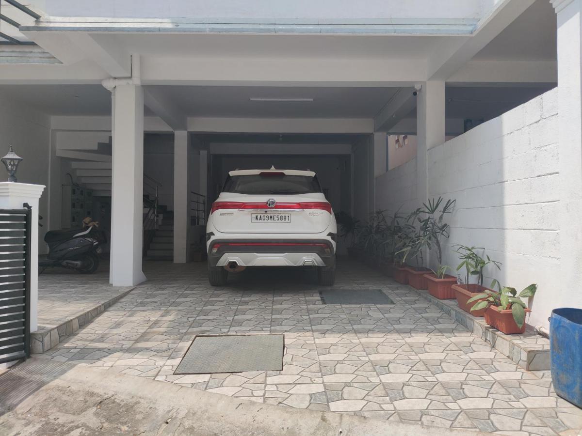 شقة Yoga House Vanivilasa Puram المظهر الخارجي الصورة