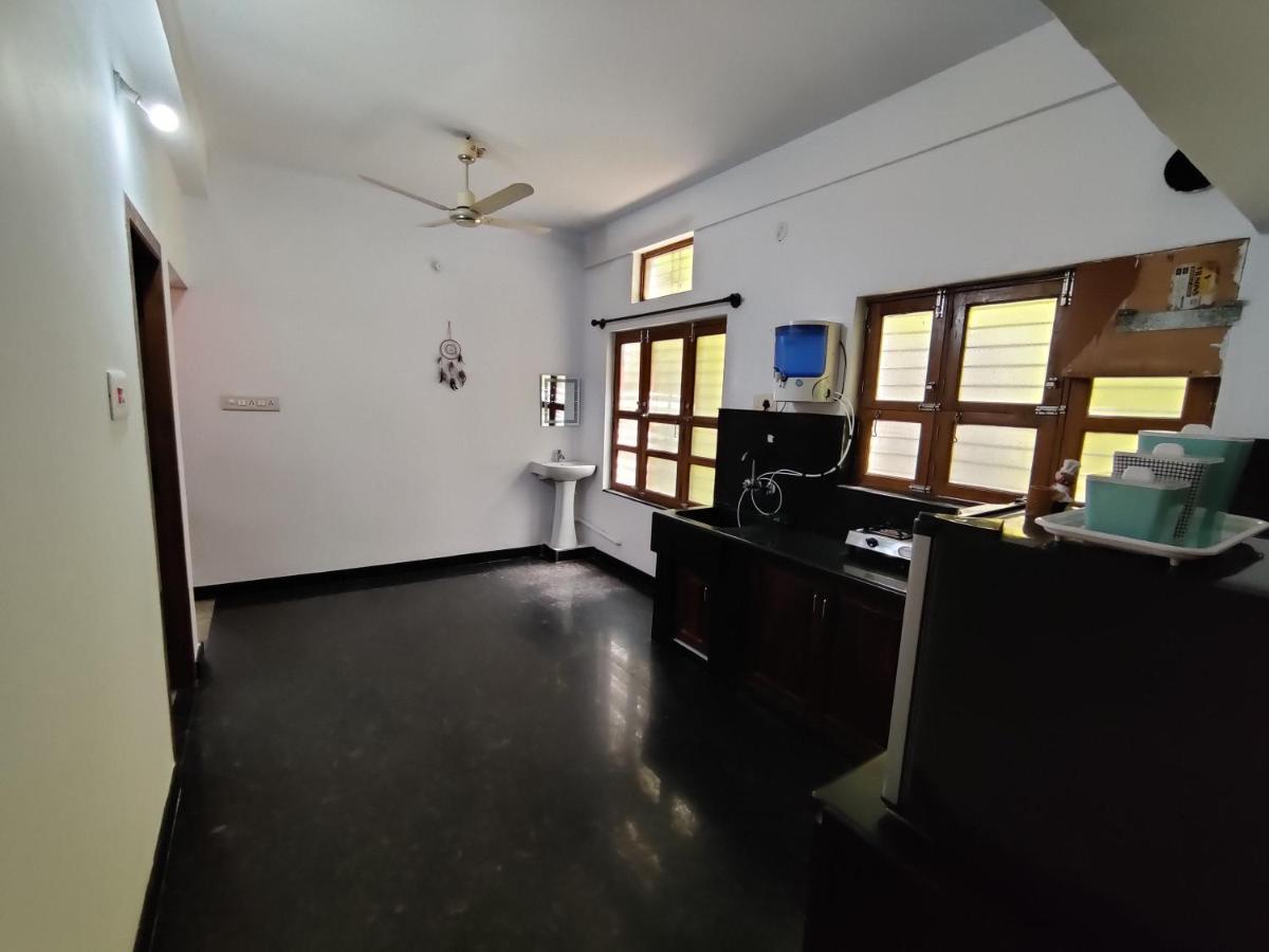 شقة Yoga House Vanivilasa Puram المظهر الخارجي الصورة