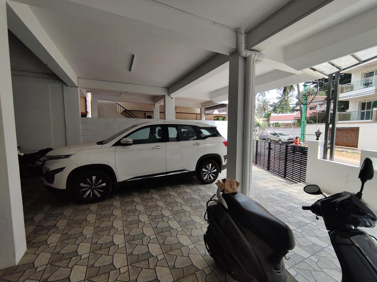 شقة Yoga House Vanivilasa Puram المظهر الخارجي الصورة